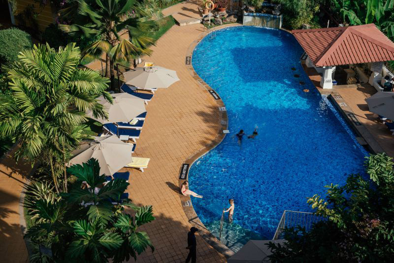 Resort Acron Candolim Regina